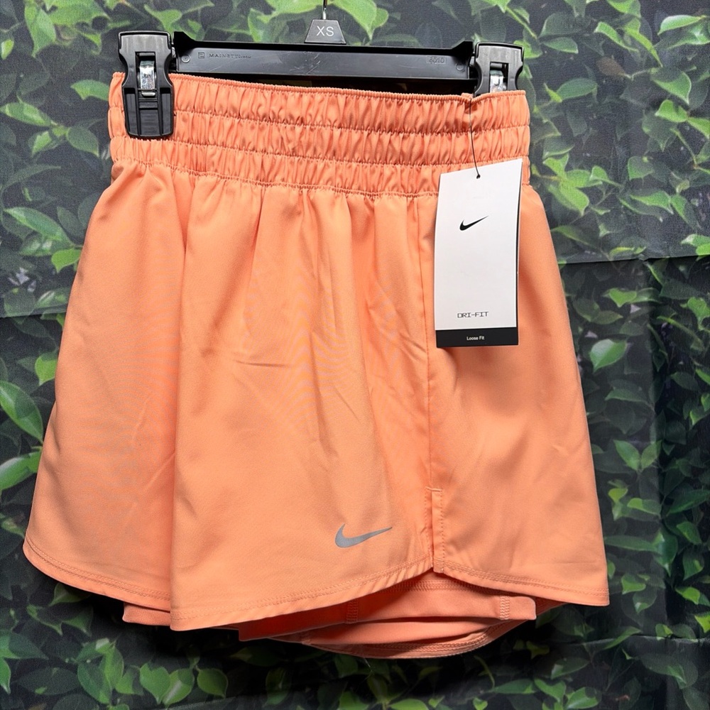 Women's Nike One Dri-FIT High-Waisted 2-in-1 Shorts new style peach XS